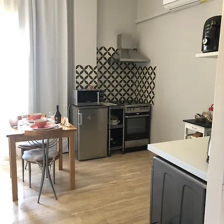 Meadowview Spacious Renovated Ground Floor Analipsis (Corfu)