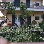 Meadowview Spacious Renovated Ground Floor Analipsis (Corfu)